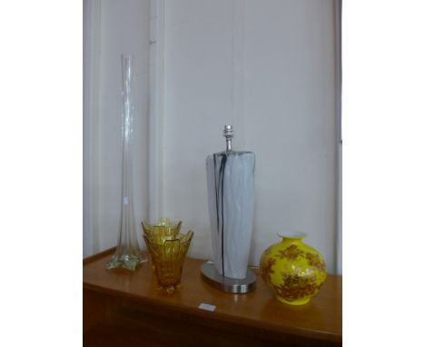 A glass table lamp and four other vase's 