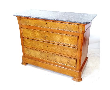 A 19th century walnut commode, with a speckled white and grey marble top, and 4 long drawers, W131cm, H99cm, D58cm (with key)