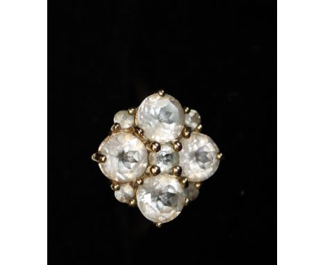 A 9ct gold gem set ring. (B.P. 24% incl. VAT) 