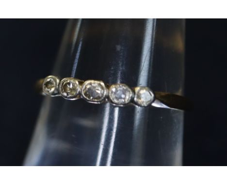 18ct gold five stone diamond ring, weight 1.9g approx. (B.P. 24% incl. VAT)