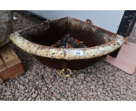Cast iron corner trough 