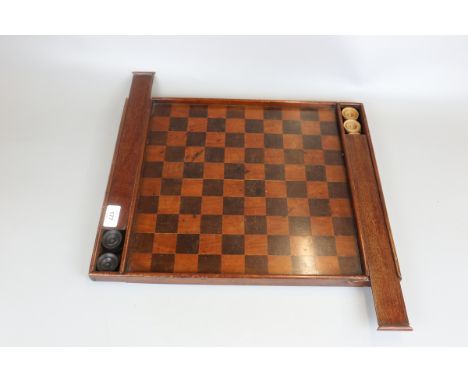 Unusual Jester chess and draft board combo with draft pieces included 