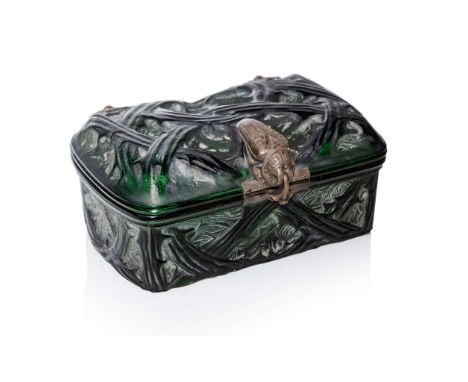 RENÉ LALIQUE (1860-1945) ÉPINES BOX, NO. 352 designed 1911green, and white stained, metal mountswheel-engraved R. LALIQUE 8.