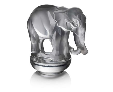  RENÉ LALIQUE (1860-1945) TOBY PAPERWEIGHT, NO. 1192 designed 1931clear and frosted&nbsp;stencilled R. LALIQUE FRANCE 8.5cm (