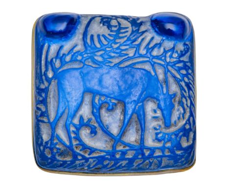  RENÉ LALIQUE (1860-1945) BICHES HATPIN, NO. 1557 designed 1912blue, and white stainedstamped LALIQUE 4cm (1 ½in) square   