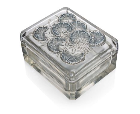  RENÉ LALIQUE (1860-1945) BLUETS BOX, NO. 99 designed 1936clear, frosted and blue stainedstencilled R. LALIQUE FRANCE(2) 5cm 