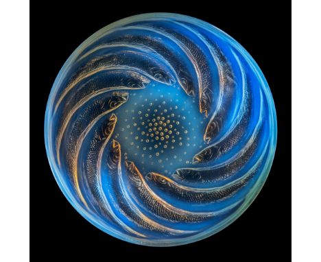  RENÉ LALIQUE (1860-1945) POISSONS BOWL, NO. 1, NO. 3211 designed 1921opalescent&nbsp;moulded R. LALIQUE 24cm (9 ½in) diamete