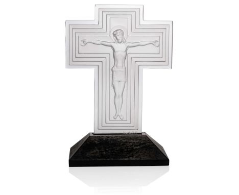  RENÉ LALIQUE (1860-1945) CHRIST, NO. 1222 designed 1935clear and frosted, on stained wood standstencilled R. LALIQUE 18cm (7