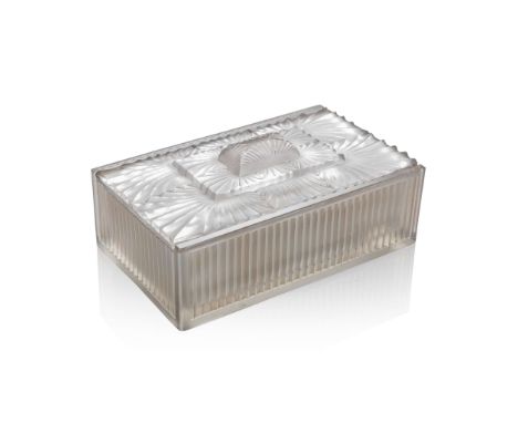  RENÉ LALIQUE (1860-1945) ROMEO CIGAR BOX, NO. 79 designed 1927clear and frosted&nbsp;engraved R. Lalique France(2) 10cm (4in