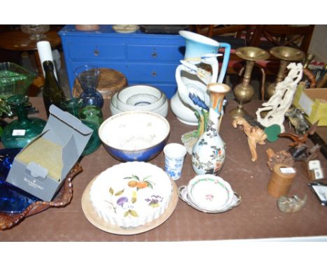 A Royal Worcester "Evesham" flan dish; a Wedgwood dragon decorated bowl; an Edwardian rose decorated wash jug; a figure group