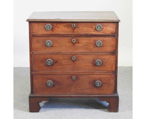A 19th century mahogany chest of drawers, of small proportions, on bracket feet76w x 59d x 80h cm