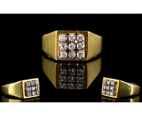 18ct Yellow Gold Diamond Set Cluster Ring, The Nine Round Cut Diamonds of Excellent Colour and Clarity. Est Diamond Weight 0.