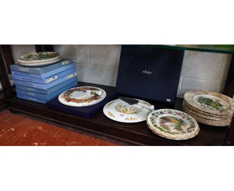 Collection of Wedgwood, Aynsley, Royal Worcester and cake plates (whole shelf)