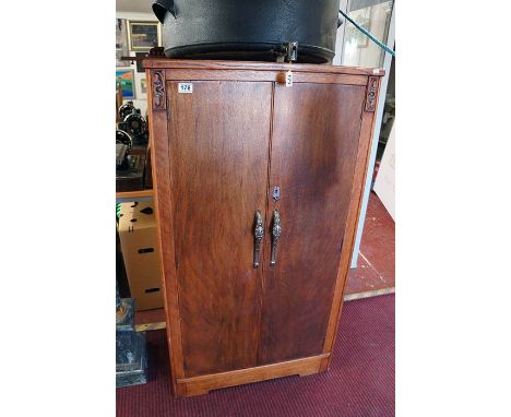Small oak fitted gentleman's wardrobe
