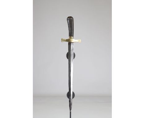 Small French dagger early 19thSizes: L. totale= 360mm L Lame= 260mm l lame= 22mmWeight (K): 0,17kgCondition: At first glance: