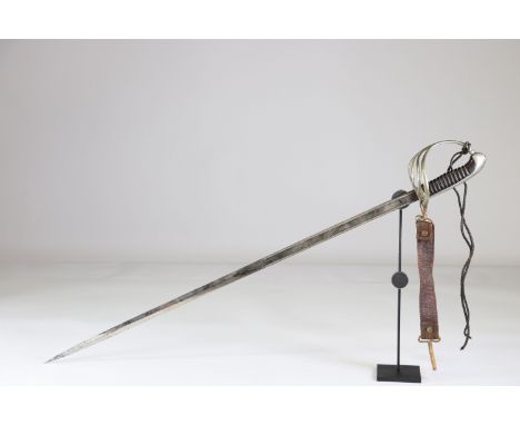 French officer latte, with beliere, without markings, 1920sSizes: L. totale= 950mm L Lame= 790mm l lame= 20mmWeight (K): 0,8k