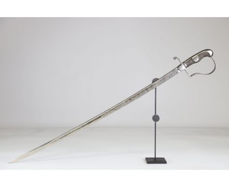 German saber WW1, artillery with blade engraving on both sides, 1914-1918Sizes: L. totale= 950mm L Lame= 810mm l lame= 24mmWe