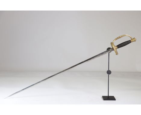 French Officer Sword, 1870-1880Sizes: L. totale= 970mm L Lame= 810mm l lame= 21mmWeight (K): 0,68kgCondition: At first glance