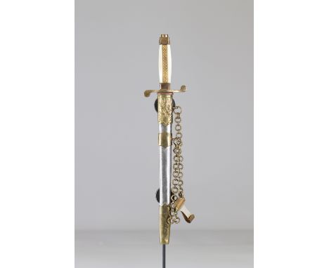 Dagger?Sizes: L. totale= 345mm L Lame= 230mm l lame= 17mmWeight (K): 0,34kgCondition: At first glance: patina, normal wear