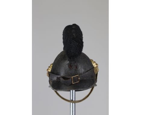 Bavarian hunter's helmet 14-18Sizes: L. totale= 240 mm H = 255mmWeight (K): 1,22kgCondition: At first glance: patina, normal 