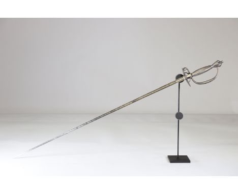 rapier sworde triangular blade, French late 18th early 19th centurySizes: L. totale= 930mm L Lame= 770mm l lame= 16mmWeight (