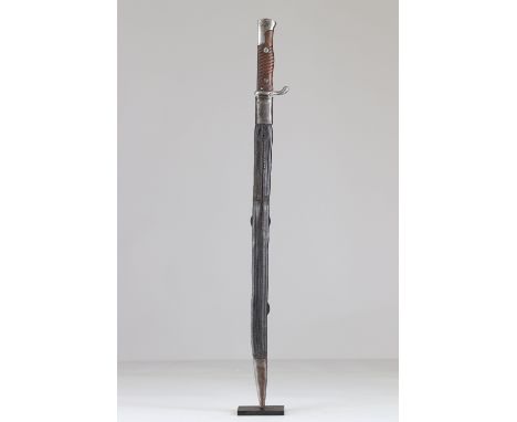 German bayonet 14-18Sizes: L. totale= 675mm L Lame= 520mm l lame= 20mmWeight (K): 0,55kgCondition: At first glance: patina, n
