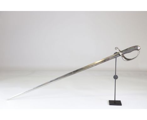 french officer latte, 1920sSizes: L. totale= 990mm L Lame= 850mm l lame= 28mmWeight (K): 0,67kgCondition: At first glance: pa
