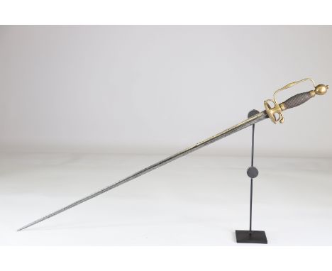 Tringular blade sword, 19th century, FrenchSizes: L. totale= 920mm L Lame= 760mm l lame= 22mmWeight (K): 0,43kgCondition: At 