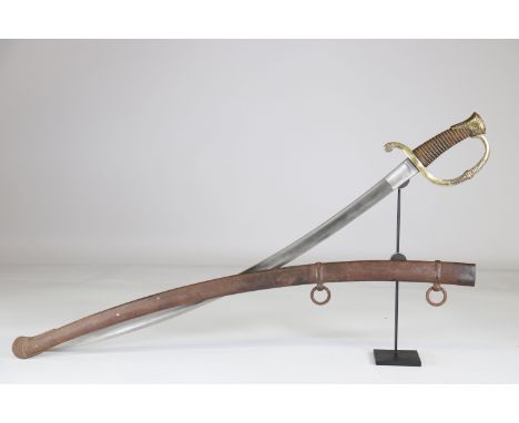 French empire cavalry saber with scabbardSizes: L. totale= 950mm L Lame= 800mm l lame= 32mmWeight (K): 1,6kgCondition: At fir