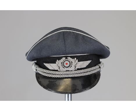 German WWII capSizes: L. totale= 230mm H = 170mmWeight (K): 0,12kgCondition: At first glance: patina, normal wear