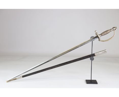 French officer sword, civil servant, 1920 + -Sizes: L. totale= 920mm L Lame= 760mm l lame= 23mmWeight (K): 0,72kgCondition: A