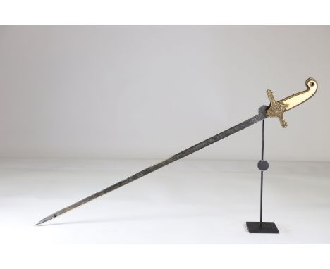Spanish sword, officer, Toledo, late 19th centurySizes: L. totale= 885mm L Lame= 725mm l lame= 18mmWeight (K): 0,75kgConditio