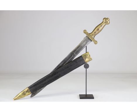 French sword 18th with gleur de smooth scabbard of the NavySizes: L. totale= 640mm L Lame= 480mm l lame= 45mmWeight (K): 1,23