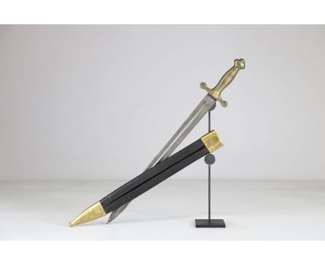 French sword 19thSizes: L. totale= 590mm L Lame= 460mm l lame= 35mmWeight (K): 0,77kgCondition: At first glance: patina, norm