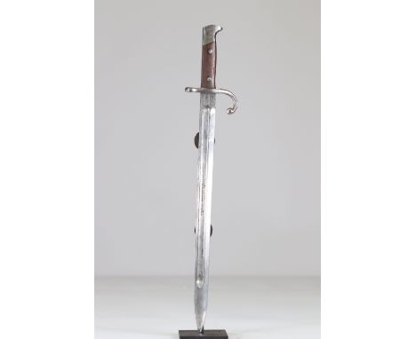 French 1st war American manufactureSizes: L. totale= 520mm L Lame= 400mm l lame= 28mmWeight (K): 0,49kgCondition: At first gl