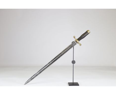 French sword early 19thSizes: L. totale= 680mm L Lame= 540mm l lame= 30mmWeight (K): 0,53kgCondition: At first glance: patina