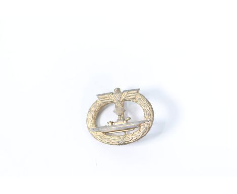 German WWII badgeSizes: H = 40mm L =50mmWeight (K): 0,02kgCondition: At first glance: patina, normal wear