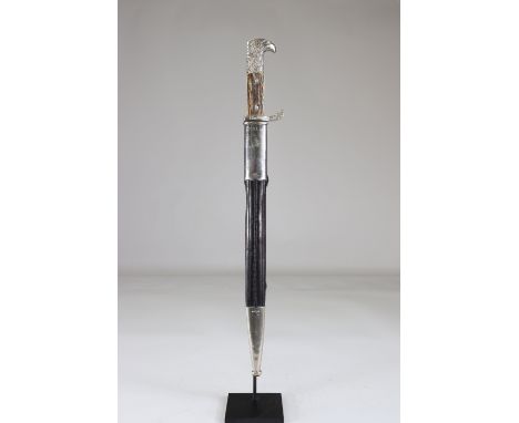 German bayonet 2nd war policeSizes: L. totale= 480mm L Lame= 330mm l lame= 25mmWeight (K): 0,71kgCondition: At first glance: 