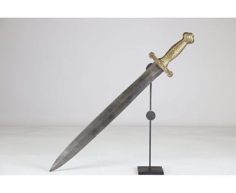 French Empire swordSizes: L. totale= 630mm L Lame= 480mm l lame= 45mmWeight (K): 1,16kgCondition: At first glance: patina, no