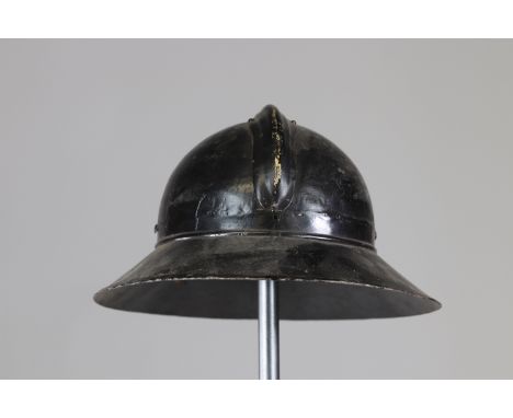 helmet unknown originSizes: L. totale= 330mm H = 190mmWeight (K): 1,07kgCondition: At first glance: patina, normal wear