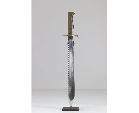 German bayonet WW1Sizes: L. totale= 485mm L Lame= 360mm l lame= 34mmWeight (K): 0,56kgCondition: At first glance: patina, nor