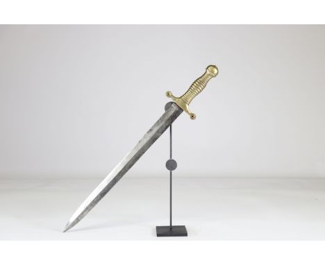 French sword 19thSizes: L. totale= 600mm L Lame= 455mm l lame= 35mmWeight (K): 0,76kgCondition: At first glance: patina, norm