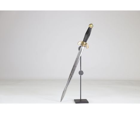 French dagger early 19thSizes: L. totale= 520mm L Lame= 470mm l lame= 24mmWeight (K): 0,39kgCondition: At first glance: patin