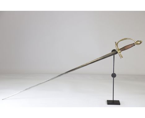French engraved blade sword, 1850-1860Sizes: L. totale= 1000mm L Lame= 830mm l lame= 23mmWeight (K): 0,58kgCondition: At firs