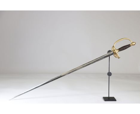French officer sword, 1880 + -Sizes: L. totale= 975mm L Lame= 800mm l lame= 24mmWeight (K): 0,69kgCondition: At first glance: