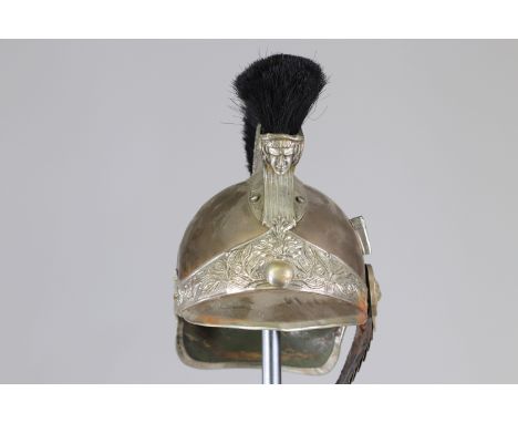 19th French helmetSizes: L. totale= 285mm H = 290mmWeight (K): 1,08kgCondition: At first glance: patina, normal wear