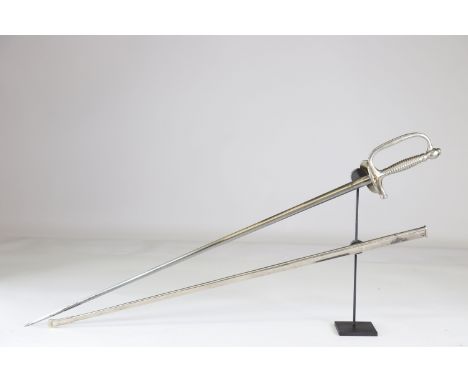 French rapier sword officer late 19thSizes: L. totale= 960mm L Lame= 800mm l lame= 20mmWeight (K): 1kgCondition: At first gla