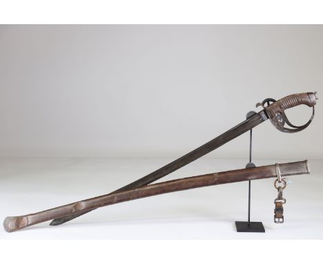 Austrian saber, 1914-1918 with blazon on the hilt, scabbardSizes: L. totale= 880mm L Lame= 730mm l lame= 30mmWeight (K): 1,72