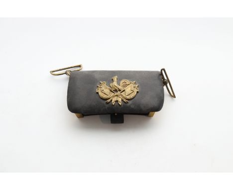 French empire cartridge beltSizes: L =180mm H =90mmWeight (K): 0,36kgCondition: At first glance: patina, normal wear