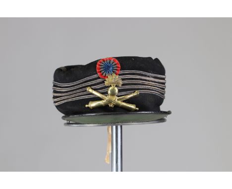 French kepi 14-18 naval artillerySizes: L. totale= 250mm H = 120mmWeight (K): 0,22kgCondition: At first glance: patina, norma